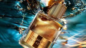 Valentine’s fragrance gifts for him Tom Ford Oud Wood Gift Set