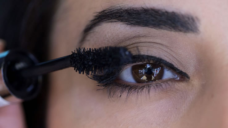 toxic ingredients in makeup,